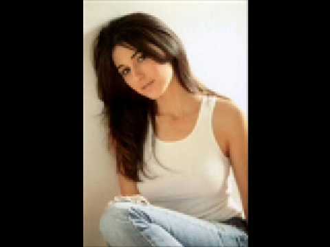 من ابداعات الفنان مزعل فرجان قلت كامه بصوت الوتر الحزين