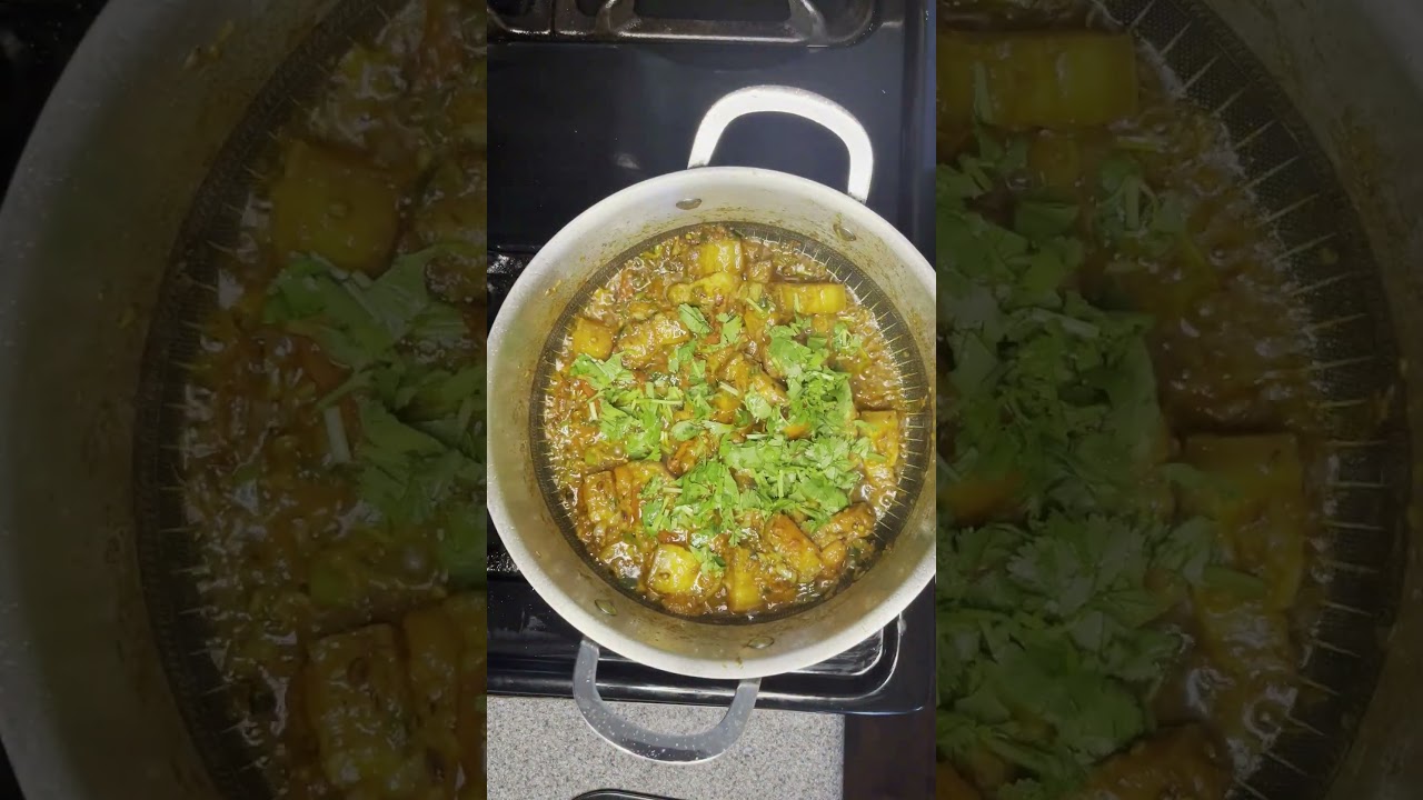 Nepali Style : Pork and Mustard Green Curry