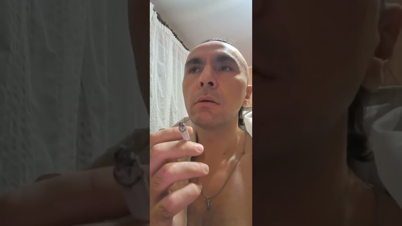 Слушаю научные доказательства воскрешения Иисуса Христа, купив вторую за 12 лет пачку сигарет