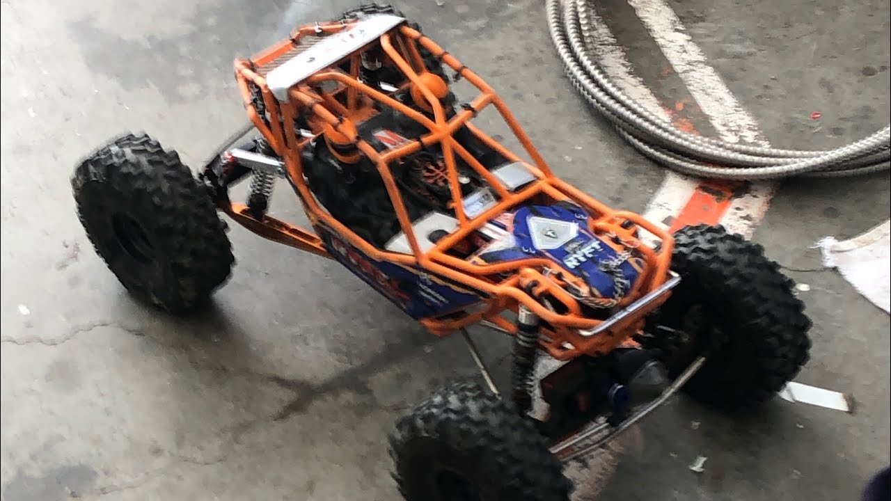 Getting T’real with the Axial Ryft sway bar install