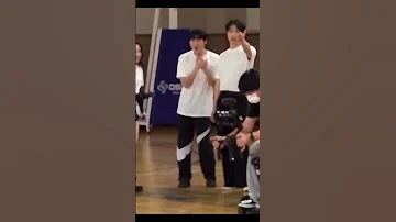 Did He Just Fall In Love With Yubin Unnie Artbeat Abproject Yubin Dancer 4x4studio Kpop 