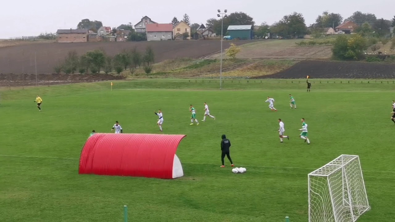 Sloven Ruma GFK Sloven Ruma-FK Omladinac Novi Banovci 2. poluvreme I deo - YouTube