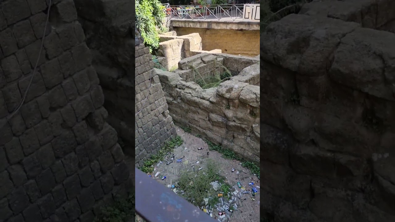 Naples was disappointing.  there is dirt and garbage all around..🫣..🫶