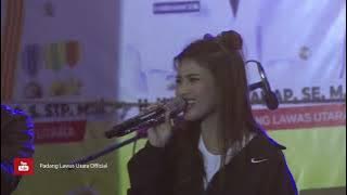 Sukacita yang dibawakan@Trisuakaaa di Paluta sambil kehujanan credit video to Padang Lawas