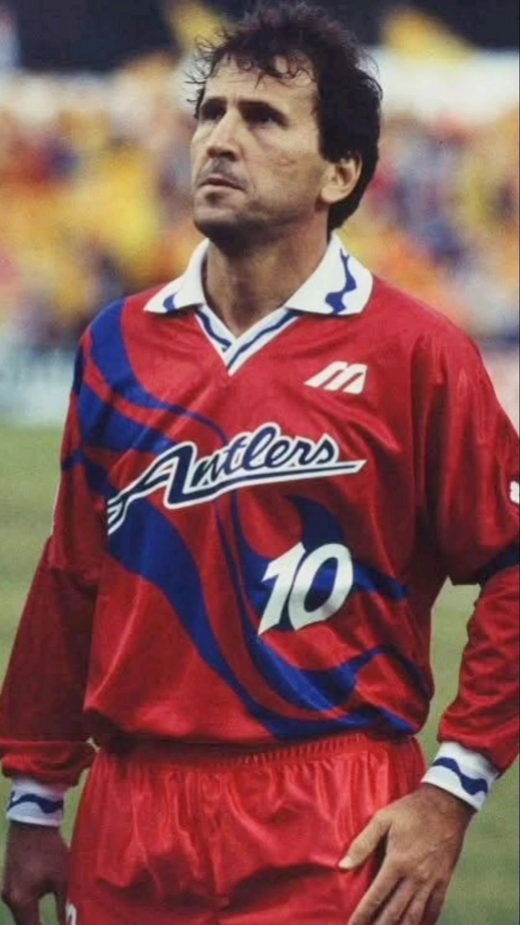 ZICO 🇧🇷 – GOAL VS TOHOKU ELECTRIC 🇯🇵 (1993) - YouTube