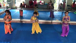 Nhom Ella Nhom Mua Bung Lớp Học Cơ Bản ,,Dum Tek Tek.... Lh0907724824