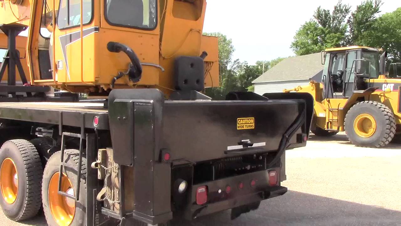 National Crane Boom Truck