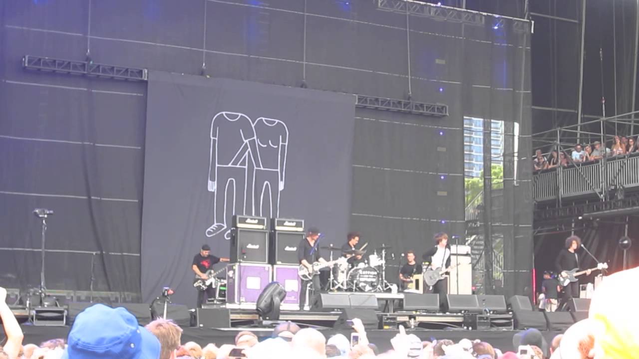 Catfish And The Bottlemen Kathleen (Live At Lollapalooza In Chicago's Grant Park) YouTube