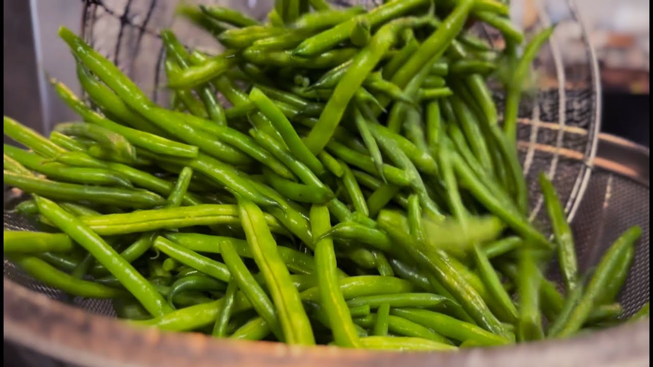 無限いんげん Ground Pork x Green Beans = Infinity Bowl - YouTube