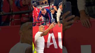ALEXIS SÁNCHEZ buvo nakties herojus SEVILLA.