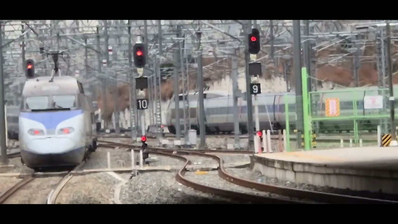 [한국철도] KTX 동대구역 수서행 326열차 발차