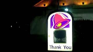 this is how you order a girl's phone number at taco bell