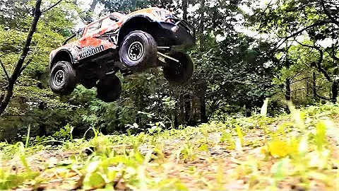 RC Car Gmade GS02 KOMODO Double cab BASH Creek Rock Crawling