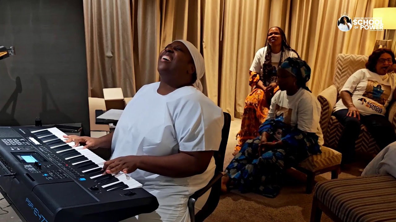 WORSHIP in LAGOS, NIGERIA with Tobi Osho.