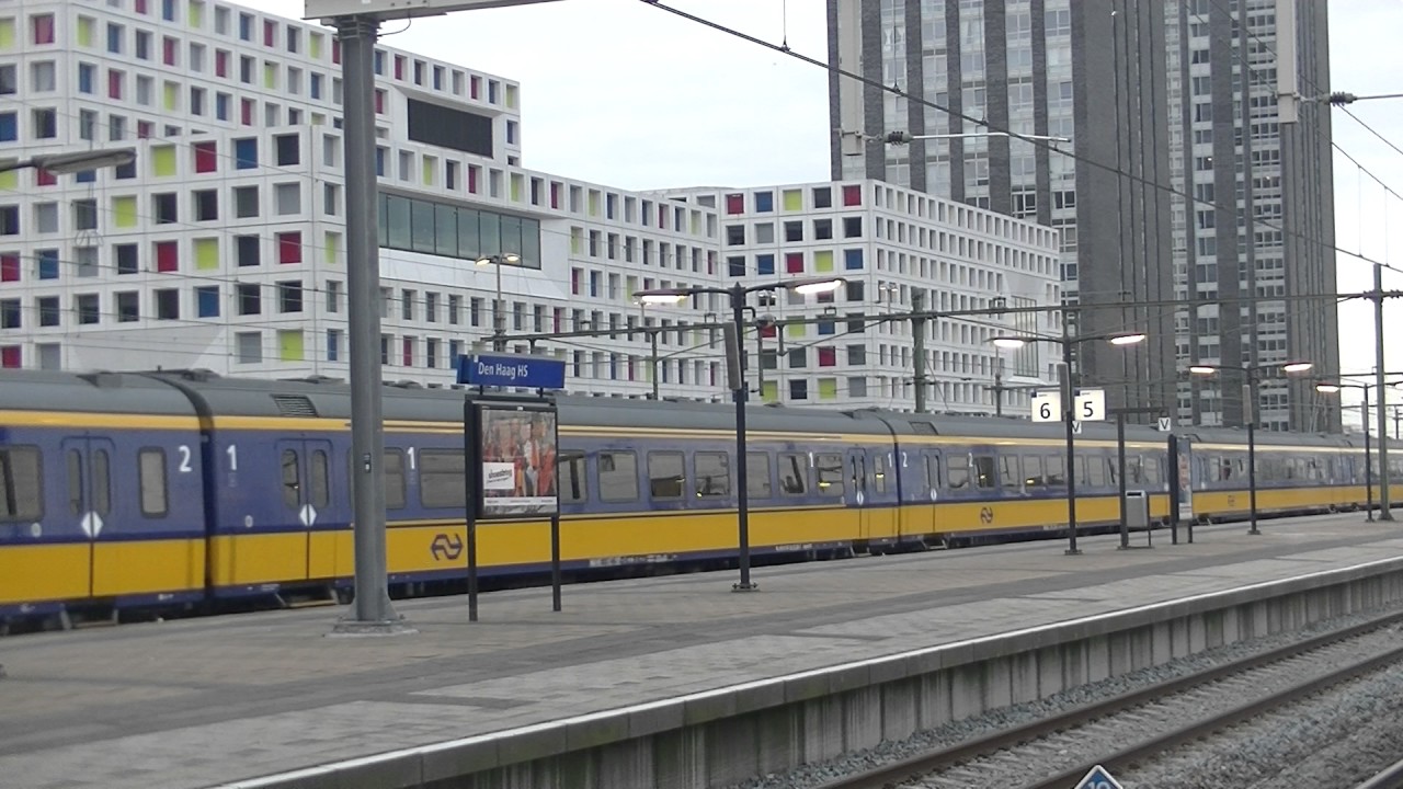 NS 186 032, ICRm en NS 186 komt aan op station Den Haag HS - YouTube