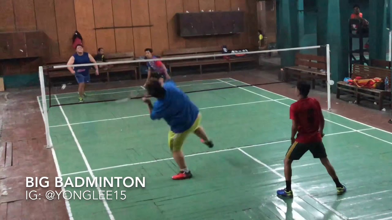 Fat Boy Playing Badminton With Amazing Skill!! Awesome!!! You Don’t