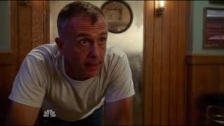 Herrmann singing Dont You Forget About Me in S4E2