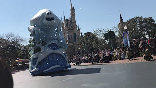 ディズニーパレード　アナとエルサのフローズンファンタジー(2017)