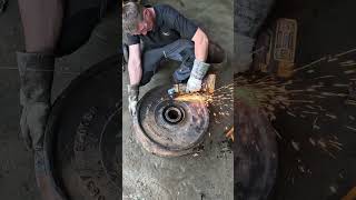 Repaired an excavators idler!! #workshop #heavyequipment #welding #heavymachinery #lathe