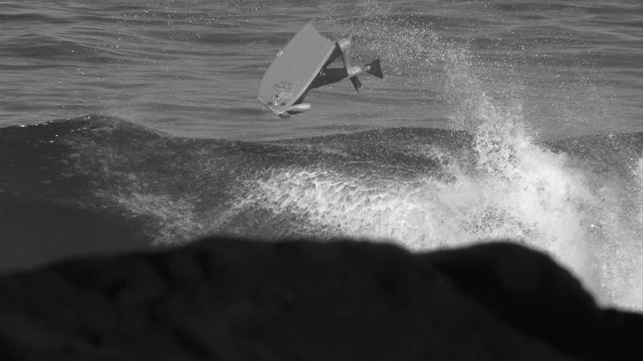 Wave Of The Day : Jared Houston //Barrel + backflip