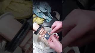 видео: Врёт датчик уровня топлива на АУДИ А6С5 картинка: Врёт датчик уровня топлива на АУДИ А6С5