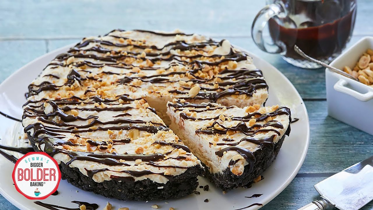 My Ice Cream Pie Is Your Perfect Peanut Butter & Chocolate Summer Treat