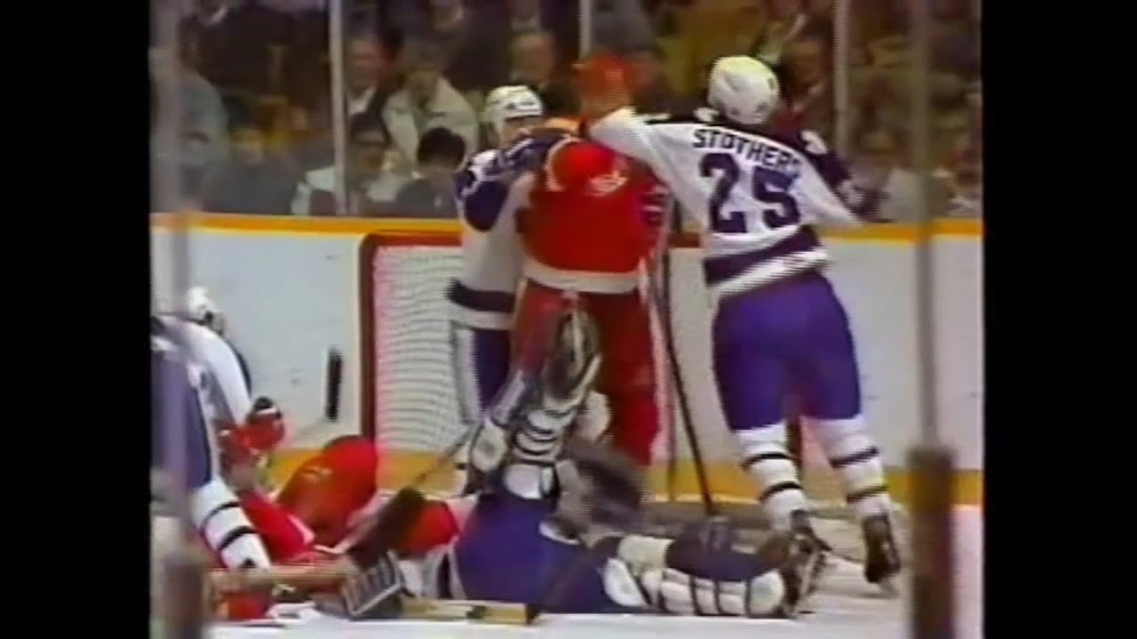 Red Wings - Maple Leafs rough stuff 12/7/87