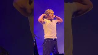 Ross Lynch - When You Need a Man - live in Omaha