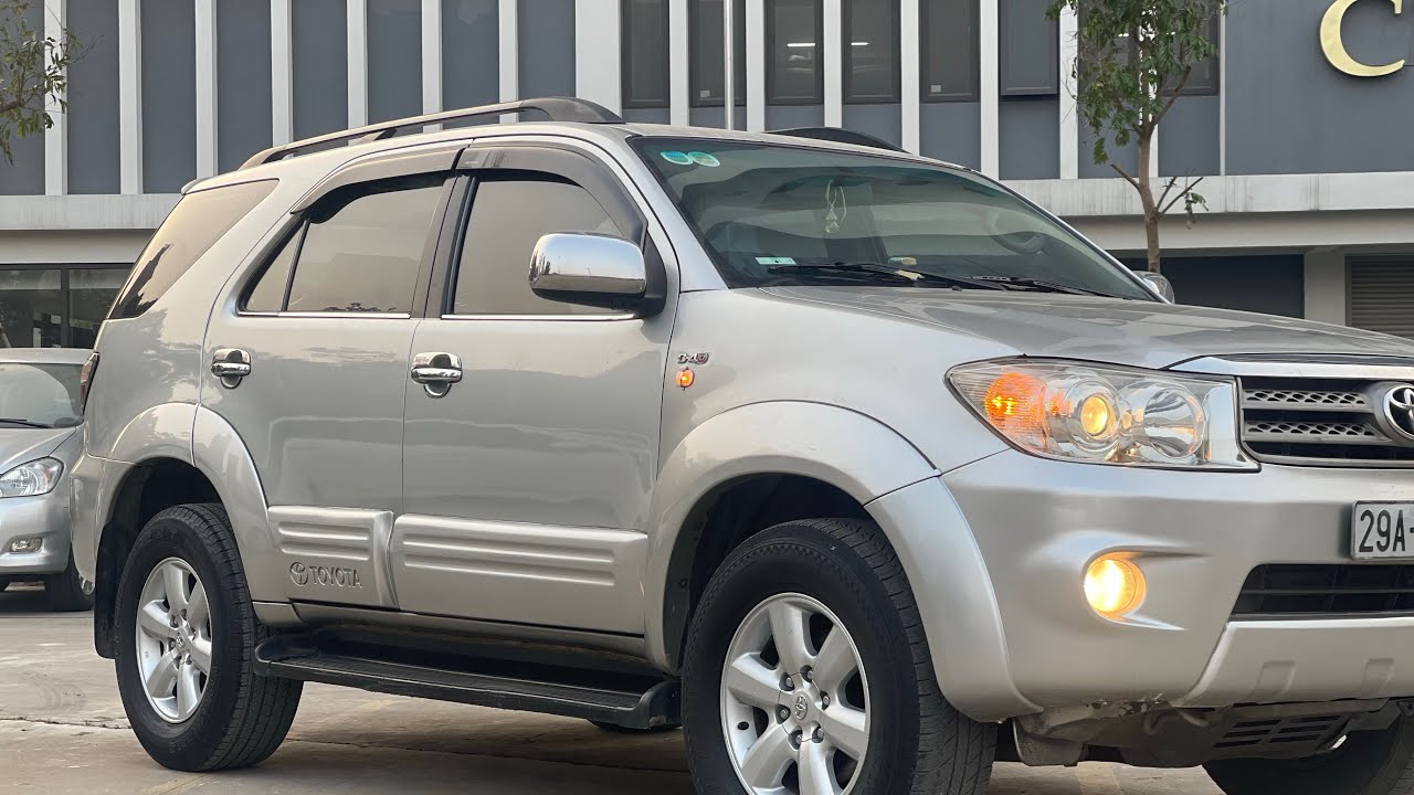 Fortuner máy dầu 2011 mới về xe chính chủ hà nội giá 380Tr. Lh 0333604101 