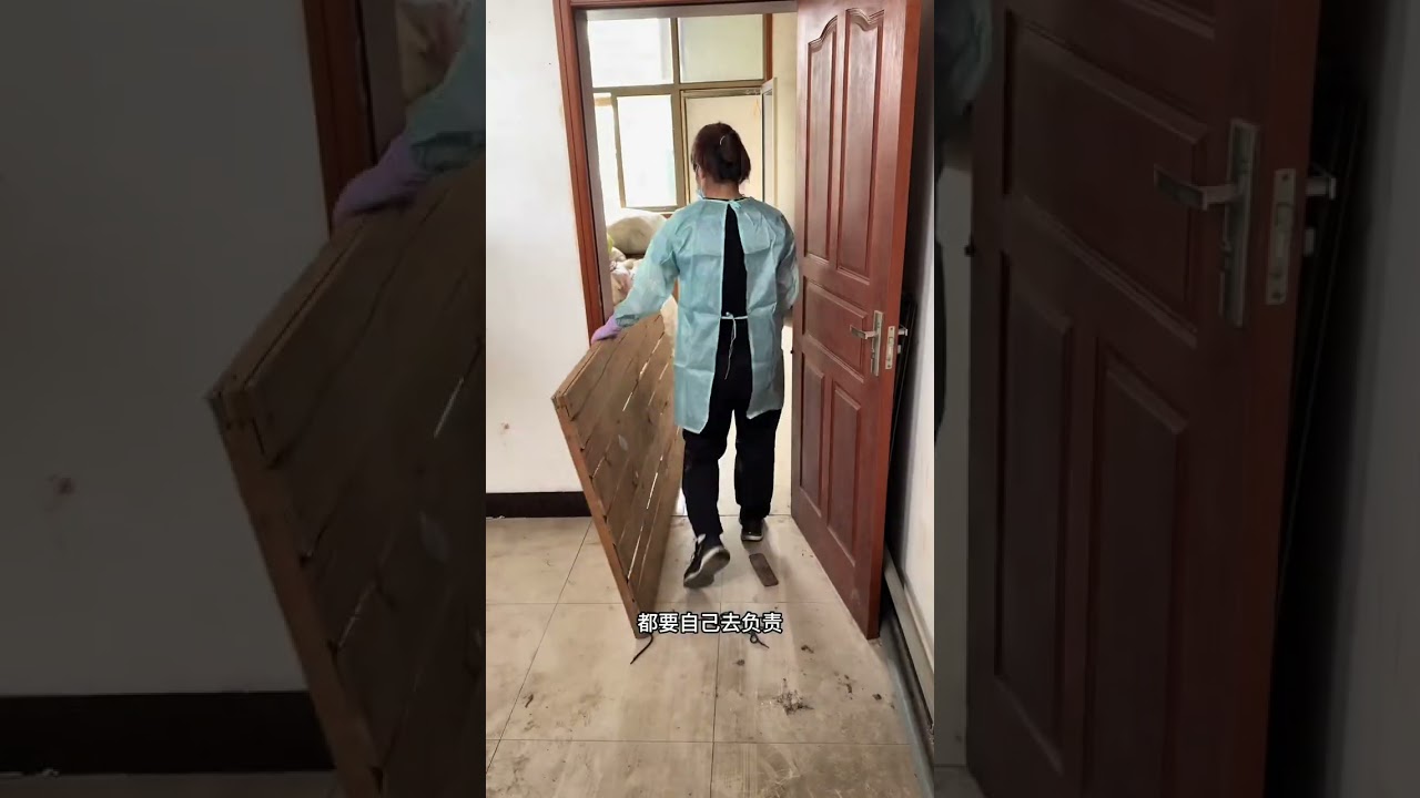 三天整理了四个房间，扔掉了80%的旧物，给老家来了个大变样，改造也在计划之中了