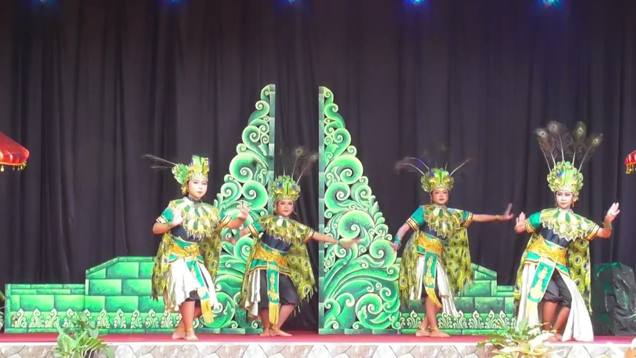 PAGELARAN SENI SPADA 46 (TARI MERAK SUTRA)