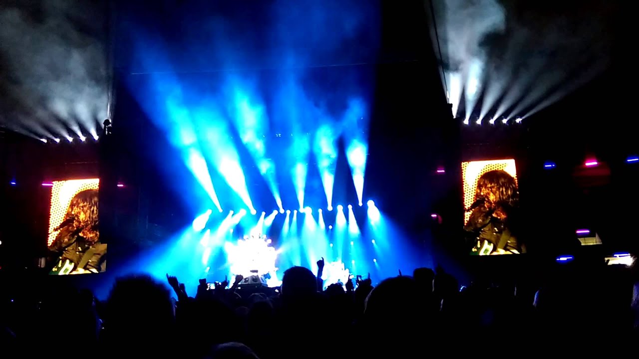 Foo Fighters Breakout Edinburgh - YouTube