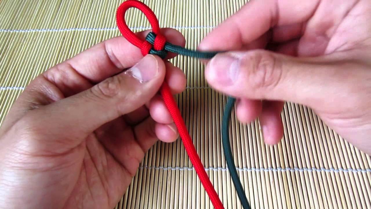 How to Make a Paracord Cross Knot Bracelet Tutorial 