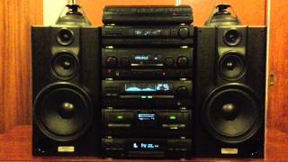 BEAUTIFUL HI FI KENWOOD STEREO SYSTEM