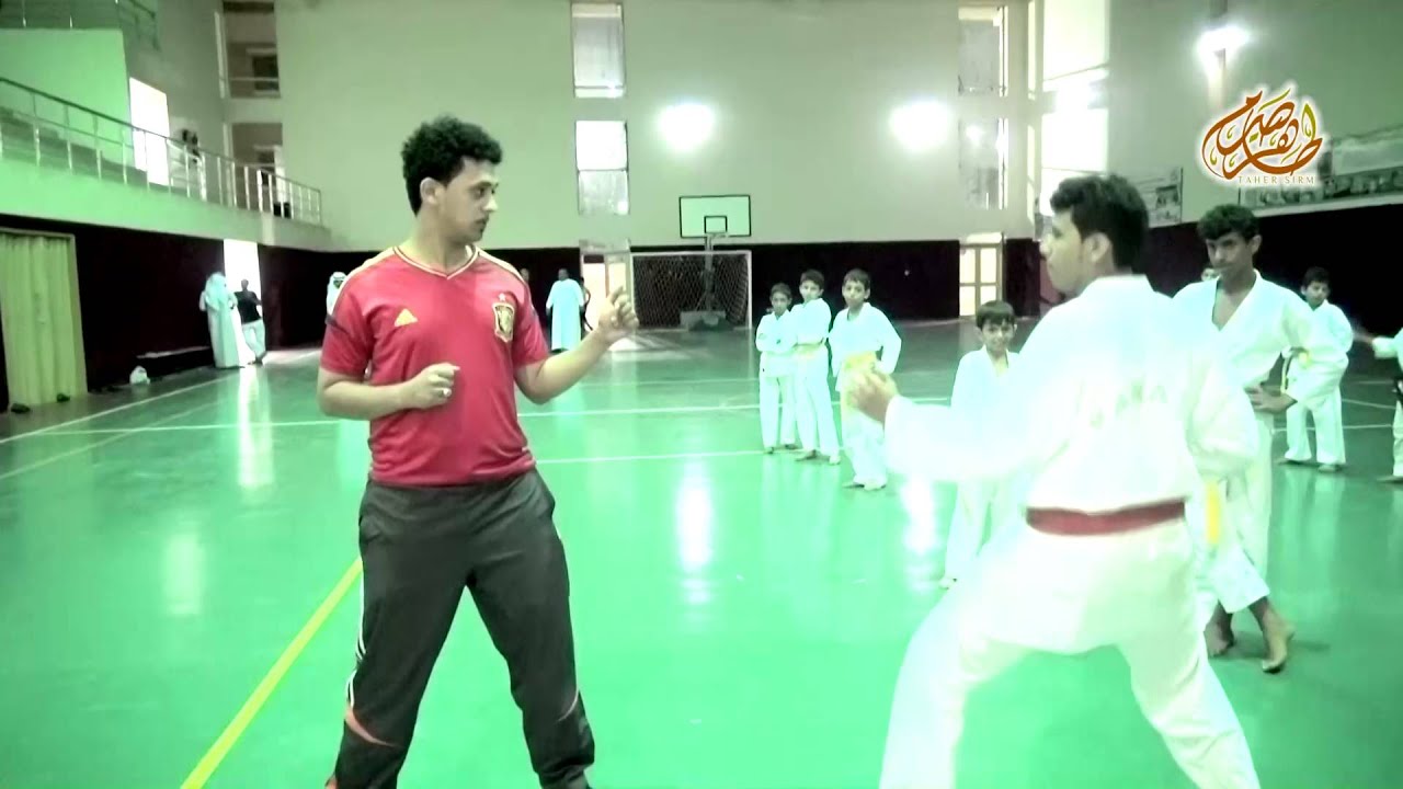 لقطات من مهارة الكراتية - نادي الحي مدرسة جحا- أشراف أ- نوح مجممي -تصوير - إخراج TAHER SIRM