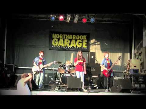 Northbrook Garage : "She Ain't A Child No More" Live