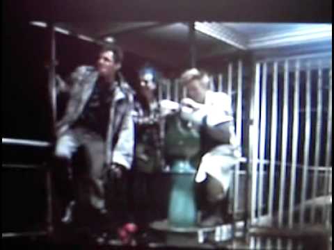 Terminator (punks) deutsch - YouTube