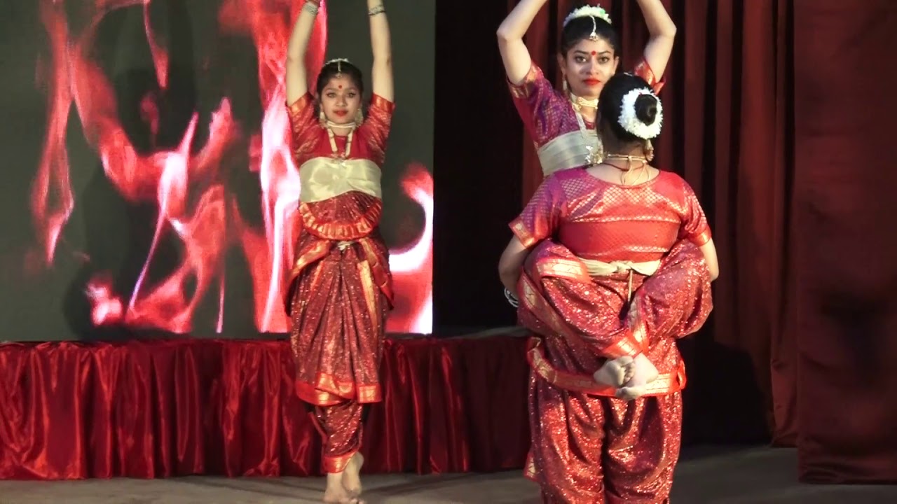 Mesmerizing Dance Performance by Shangri-La Girls - YouTube