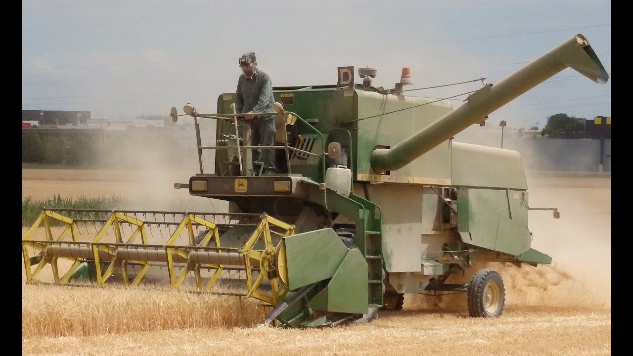 John Deere 952 - Moisson 2015 -Orge printemps- Lavau-10