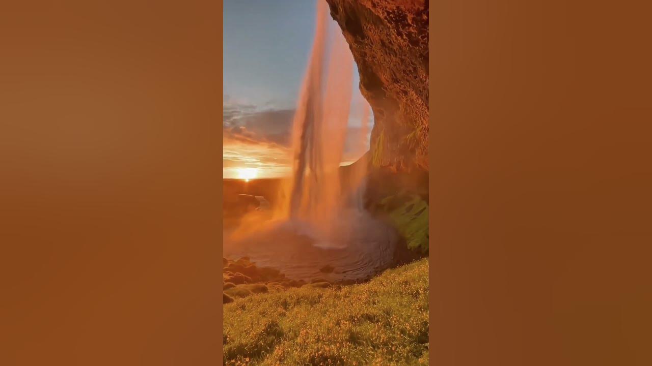 Seljalandsfoss Waterfall, Iceland Seljalandsfoss Waterfall, Iceland