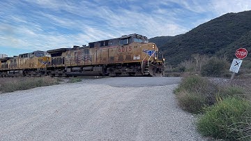 Cajon Pass Twilight Railfanning With Keith And Buddy At Keenbrook. BNSF Union Pacific Meet! 2-14-22