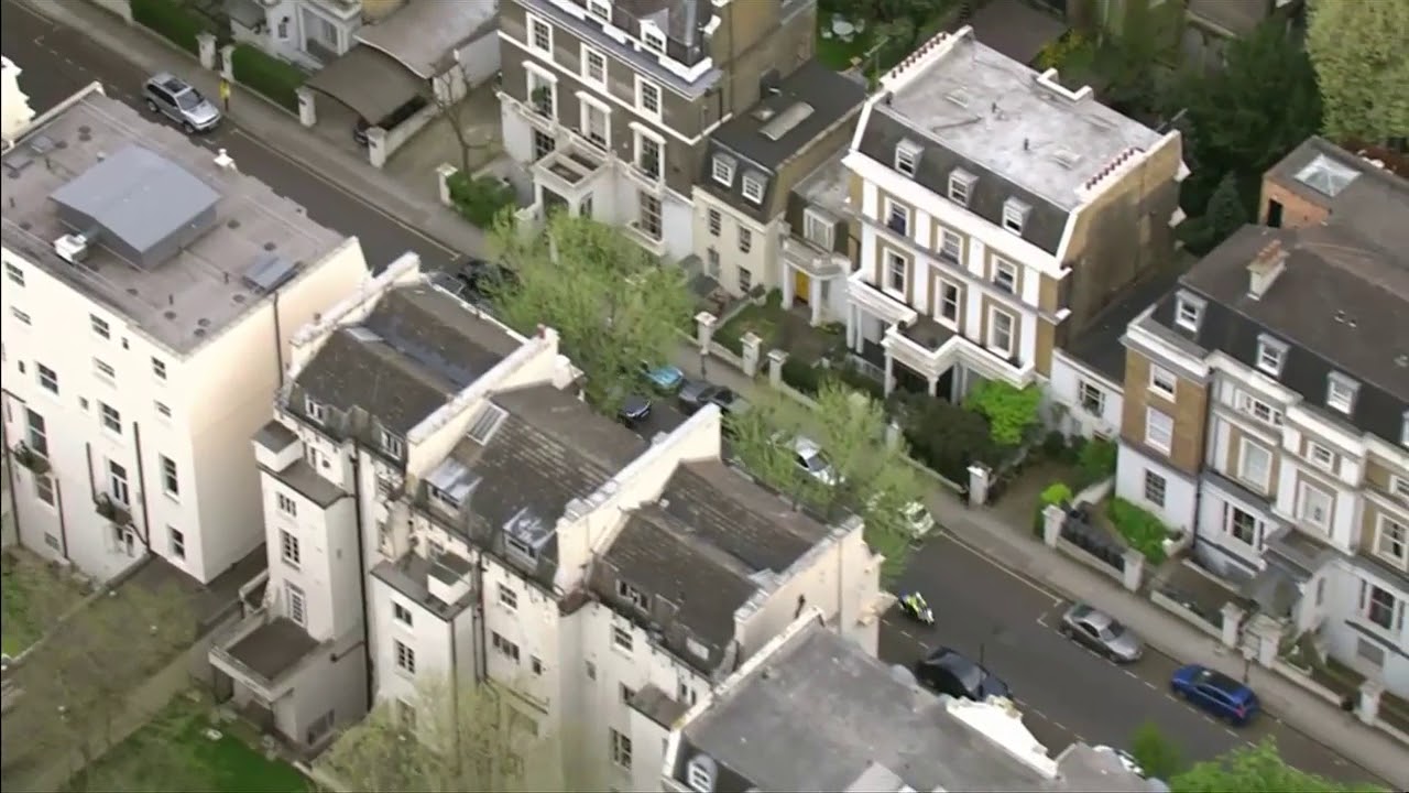 FIRST LOOK! Kate Middleton and Prince William leave hospital with son, third royal baby