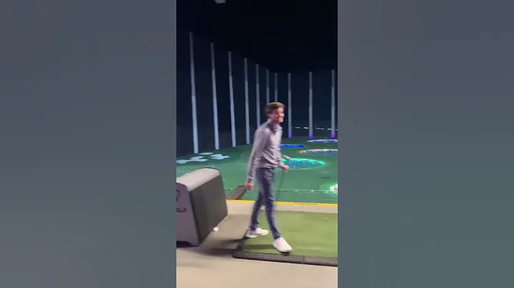 I got kicked out of Top Golf - DayDayNews