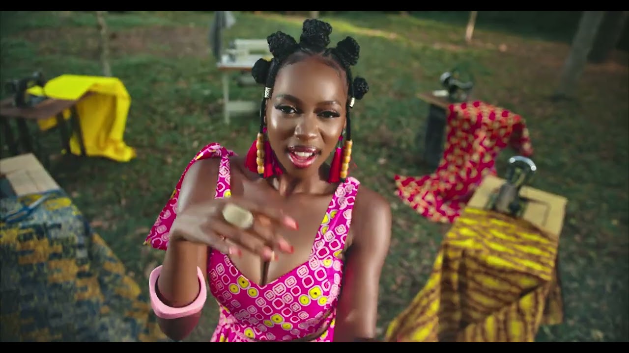 Watch Clayz - Bakumpimako (Official MV) on YouTube Watch Clayz - Bakumpimako (Official MV) on YouTube