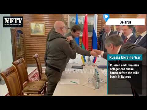 Russia Ukraine War |Russian and Ukrainian delegations shake hands before the talks begin in Belarus