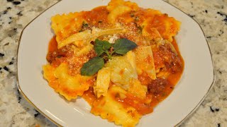 Ravioli with sundry tomatoes and artichokes hearts