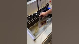 Transform your kitchen into a chef's paradise with our kitchen sinks.