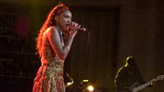 Joy Crookes -No Hands , 5Th Nov 2019
