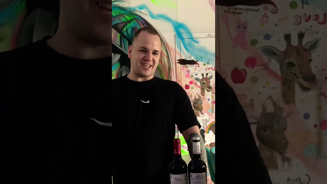 кто из них ненормальный? 