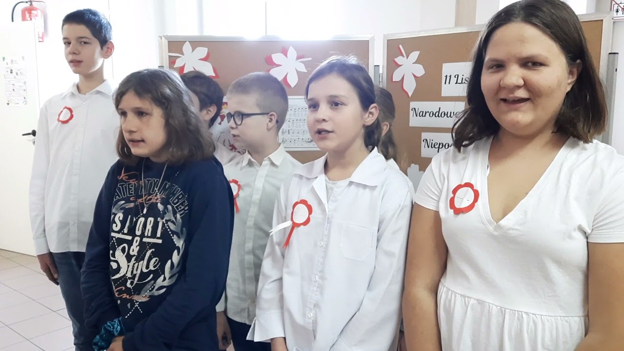 Szkoła do hymnu 2021